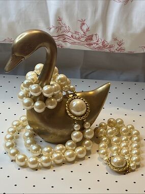 Vintage Carolee Multi-Strand, Faux Cream Pearl Necklace Set. Choker & Bracelet